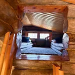 Bear's Hide Villa Rovaniemi