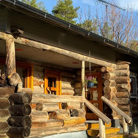 Bear's Hide Villa Rovaniemi