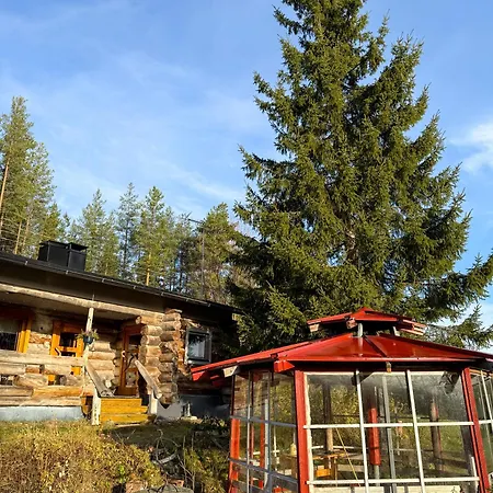 Bear's Hide Villa Rovaniemi